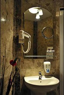 Trojka Hotel Es Panzio Сольнок Номер фото